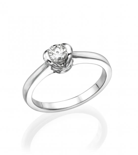 lips diamond ring